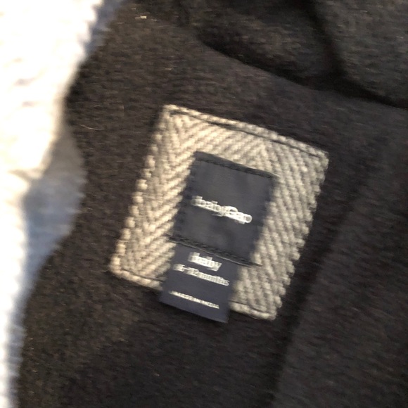 Baby Gap Navy Herringbone Toggle Coat! - Picture 3 of 4